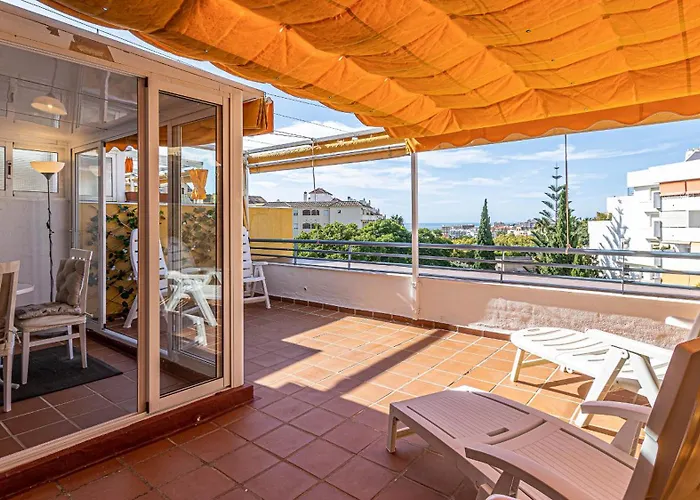 797 Holiday Rentals - Piso Para 4 Con Amplia Terraza Al Jardin Y Al Mar